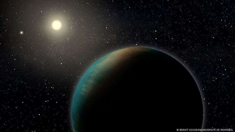 Representación artística del exoplaneta TOI-1452 b, un pequeño planeta que podría estar totalmente cubierto por un océano profundo.