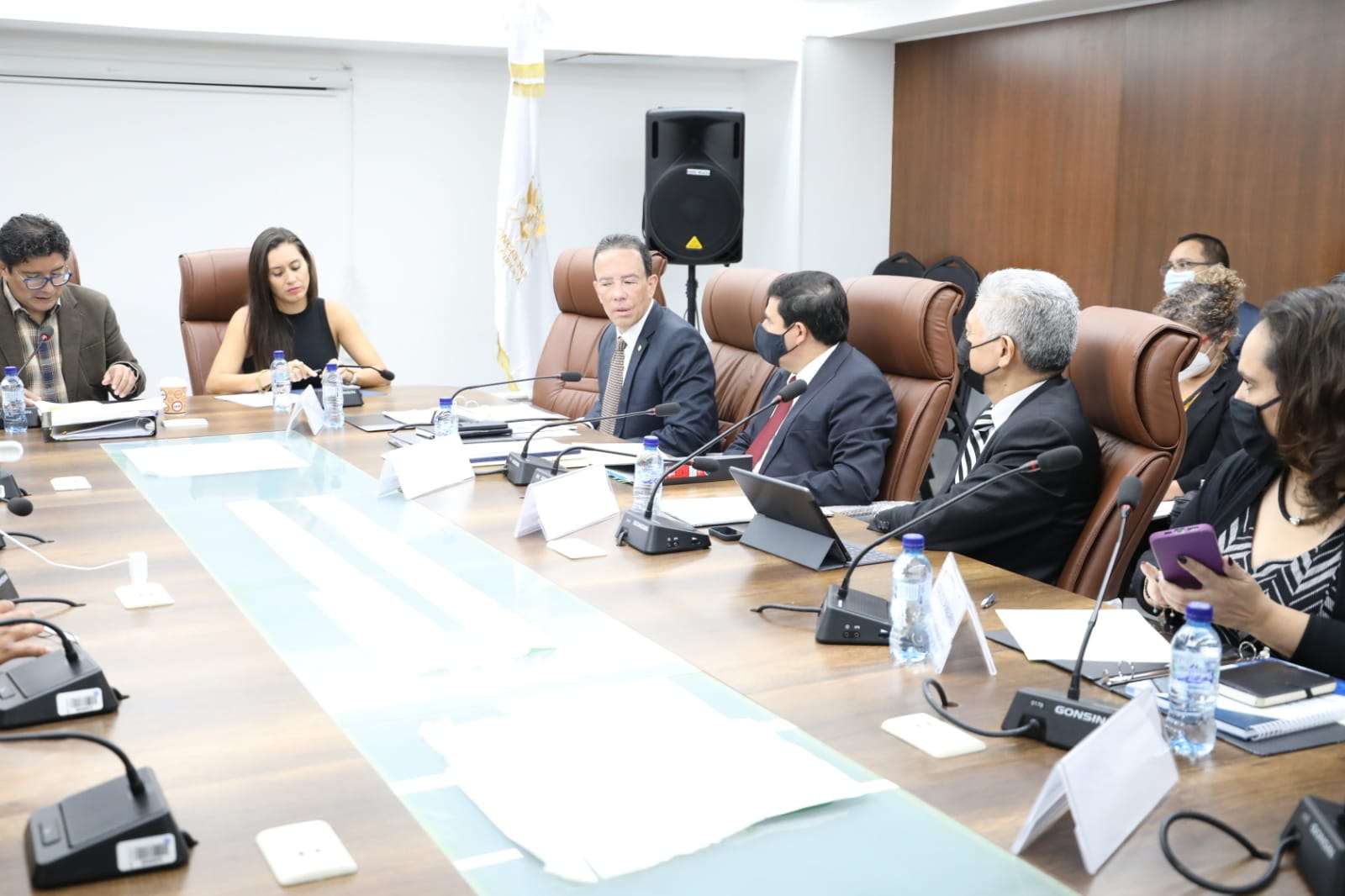 Oposición cita a ministro de Finanzas, él dice que le cuestionan temas ajenos a su cartera