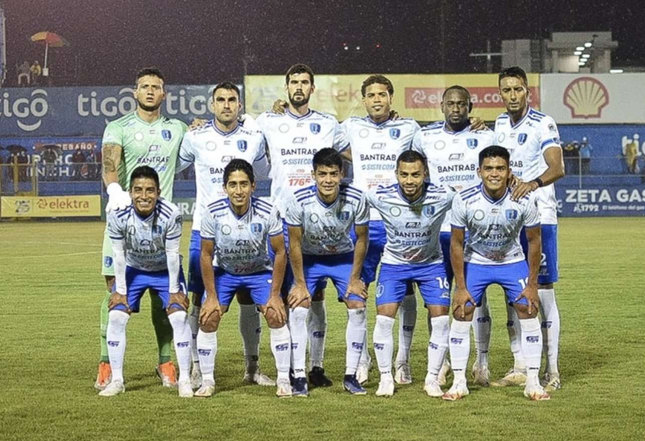 Santa Lucía Exequiel