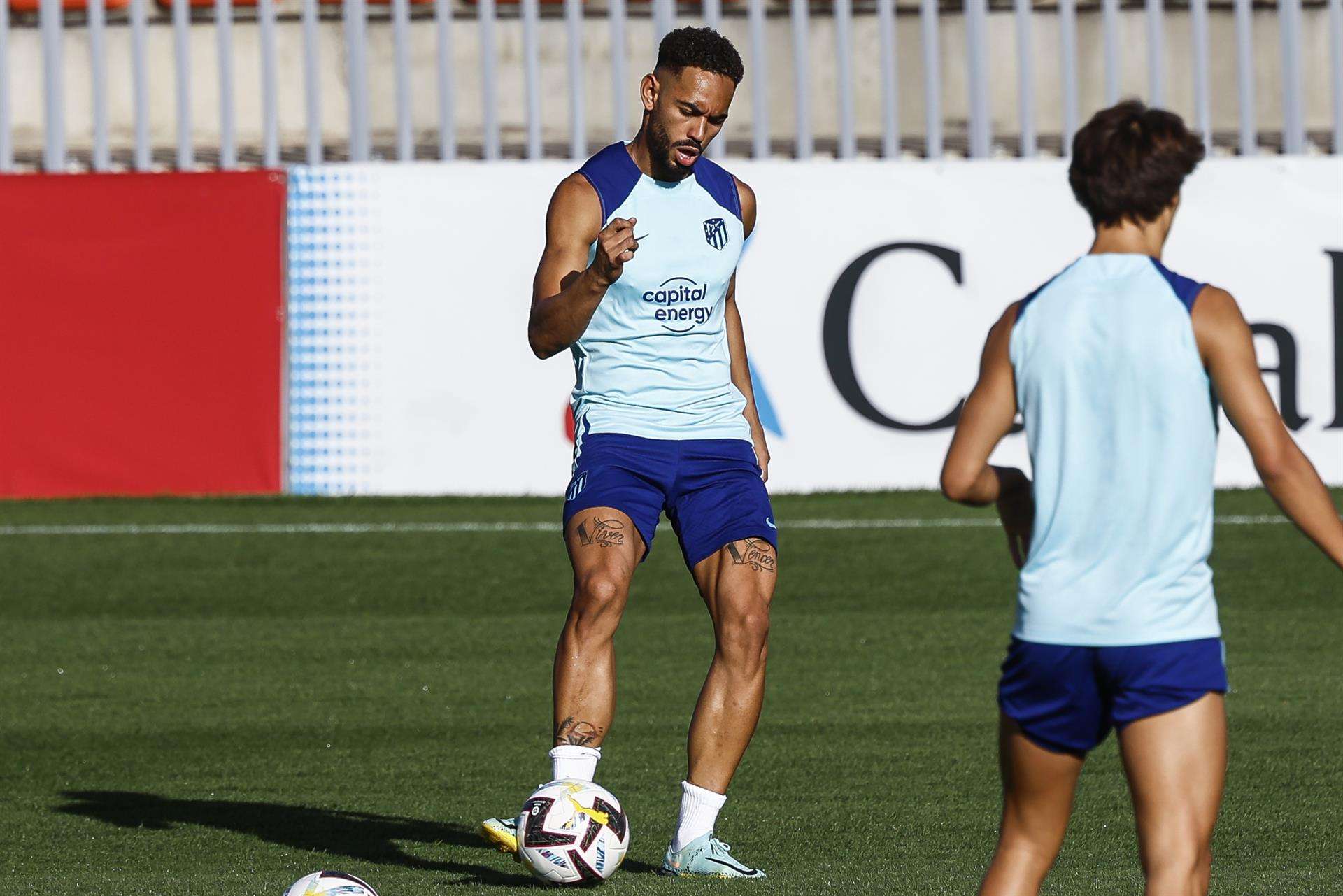 Matheus Cunha, durante el entrenamiento en la Ciudad deportiva de Majadahonda. EFE/Rodrigo Jiménez