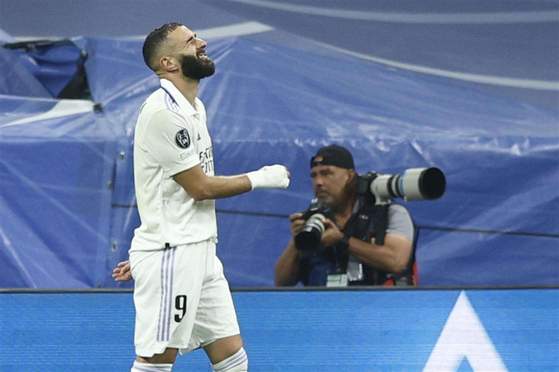 El delantero del Real Madrid Karim Benzema durante el partido de Liga de Campeones disputado el miércoles en el estadio Santiago Bernabéu, en Madrid. EFE/Rodrigo Jiménez