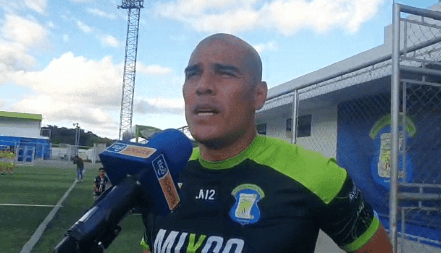 Douglas Sequeira Mixco