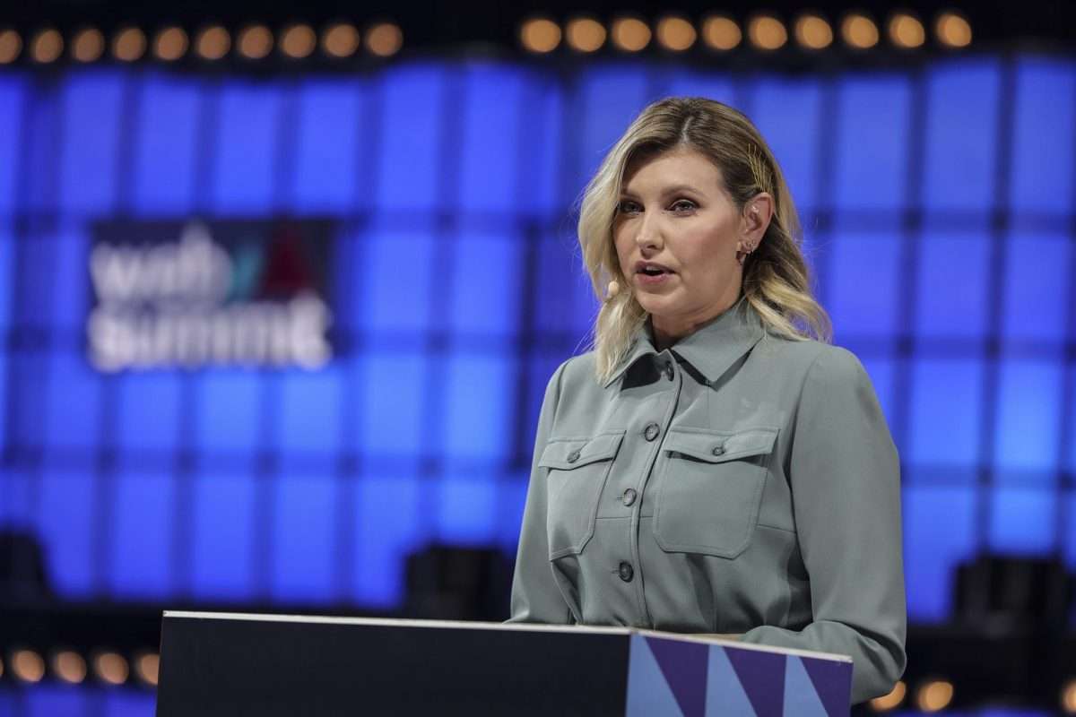 La primera dama ucraniana, Olena Zelenska, denunció este martes durante la Web Summit de Lisboa que Rusia pone la tecnología "al servicio del terror" y pidió ayuda al sector de la innovación para luchar contra esa destrucción.EFE/EPA/MIGUEL A. LOPES