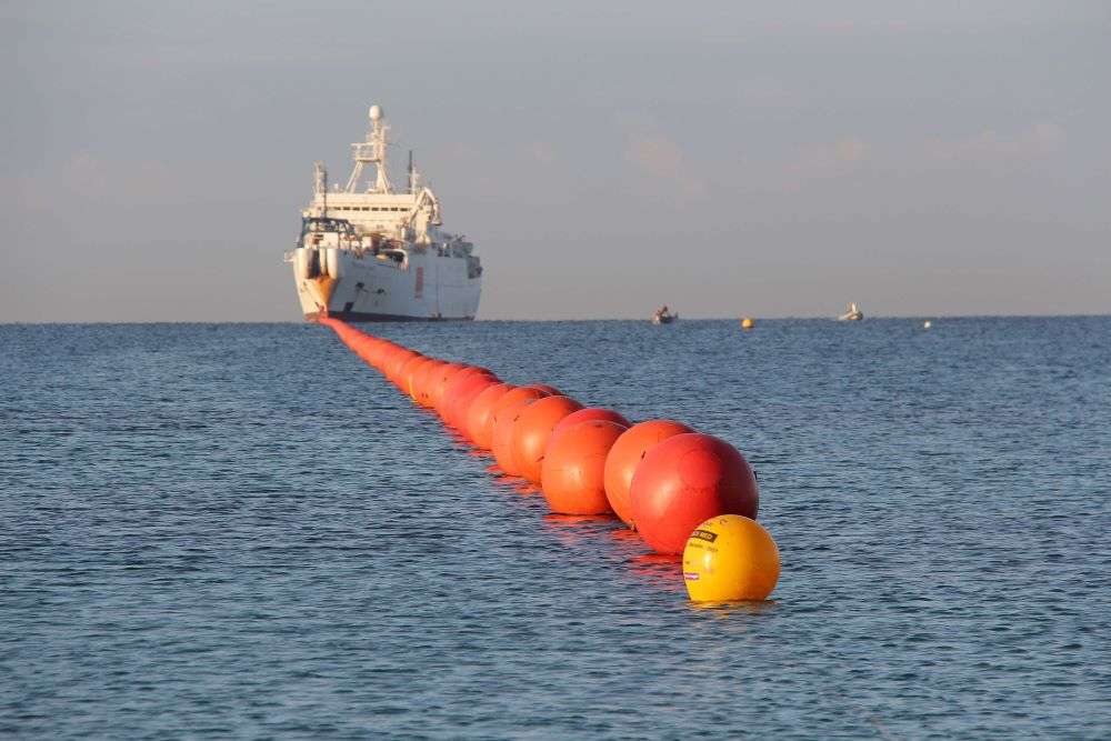 América Móvil y Telxius comunicarán Guatemala con Estados Unidos mediante un cable submarino