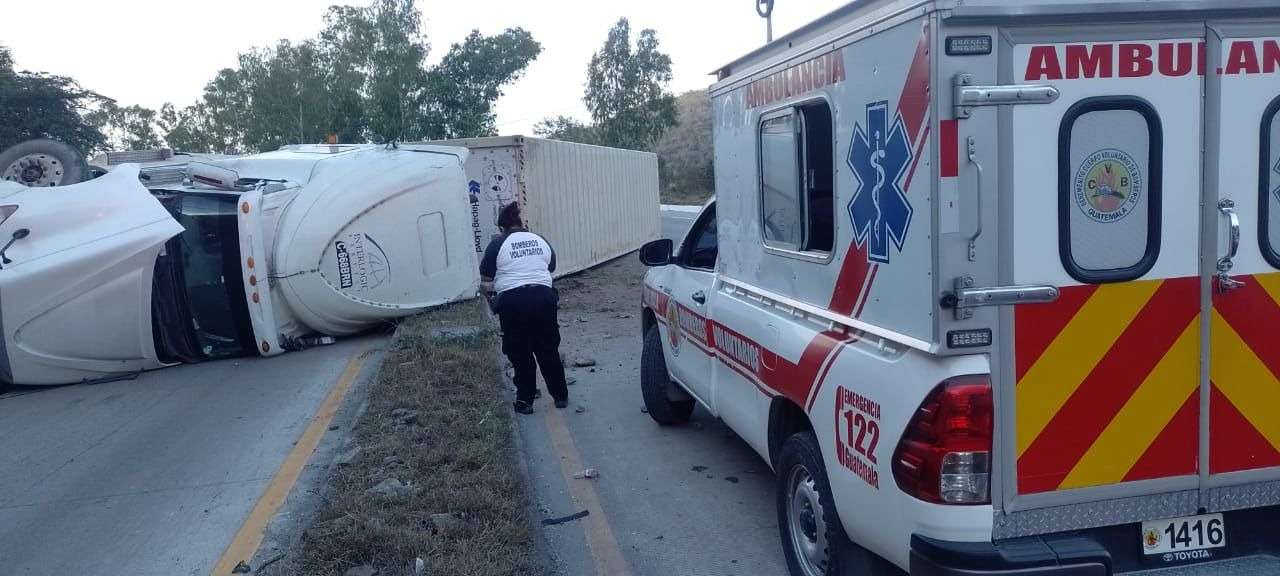 tráiler vuelca atlántico