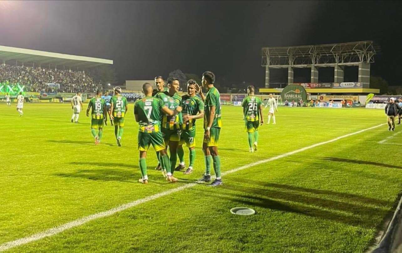 Xinabajul 2-1 Comunicaciones