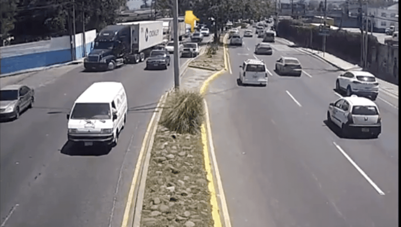VIDEO| Accidentes de tránsito complican tráfico en el área metropolitana
