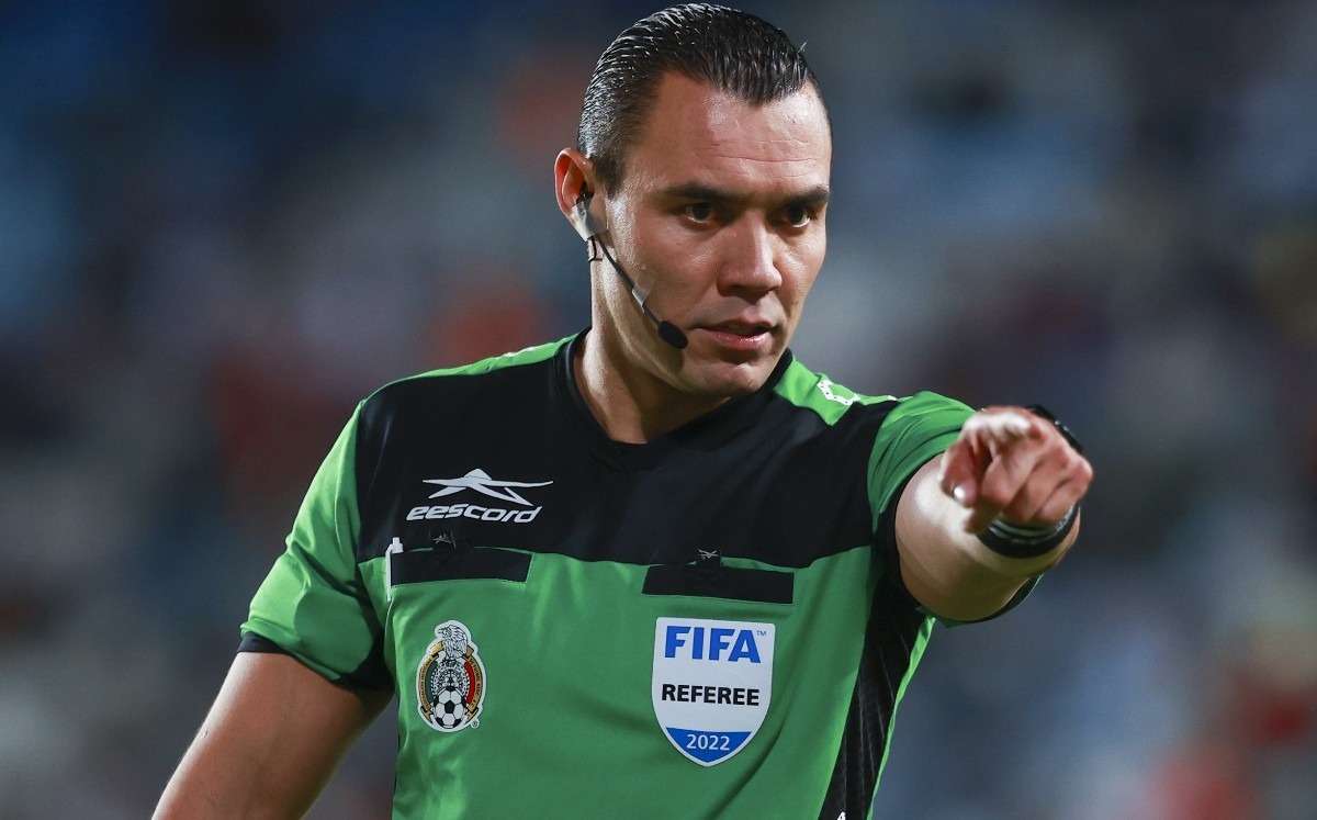 árbitro Guatemala vs Guayana