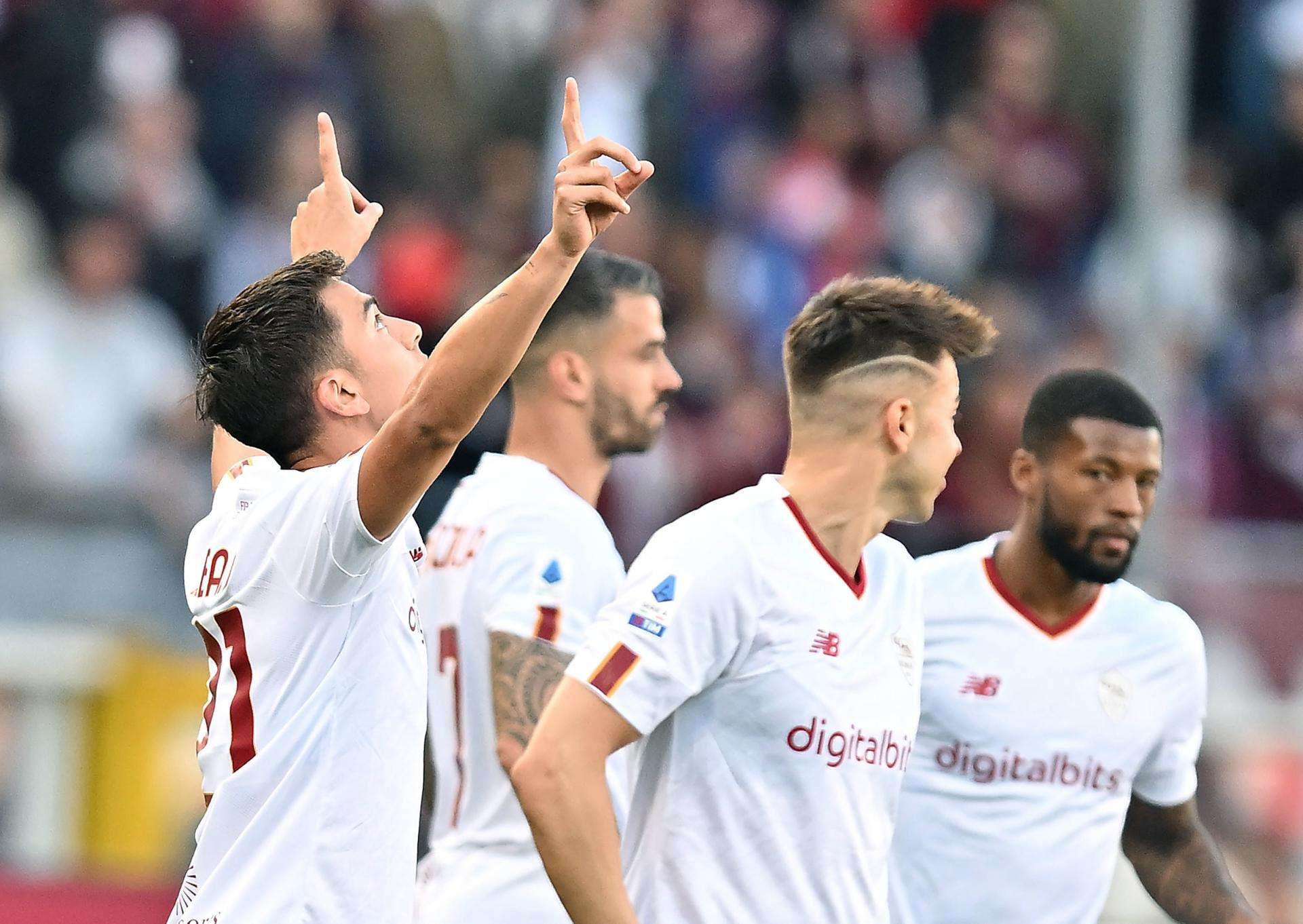 0-1. Dybala marca, Rui Patricio vuela y el Roma es tercero