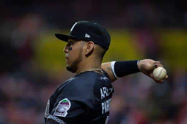Fotografía de archivo en la que se registró al pelotero mexicano Isaac Paredes, campo corto de los Ray de Tampa Bay, quien impulsó, en la entrada 10, la carrera del triunfo de su equipo 8-7 sobre los Yanquis de Nueva York en la MLB. EFE/Carlos Ramírez