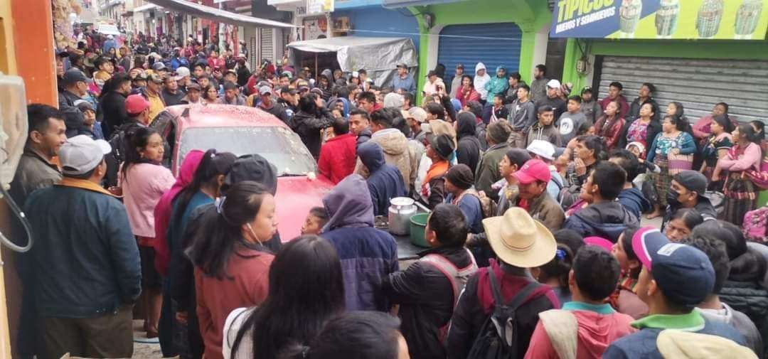 carro vehículo chichicastenango