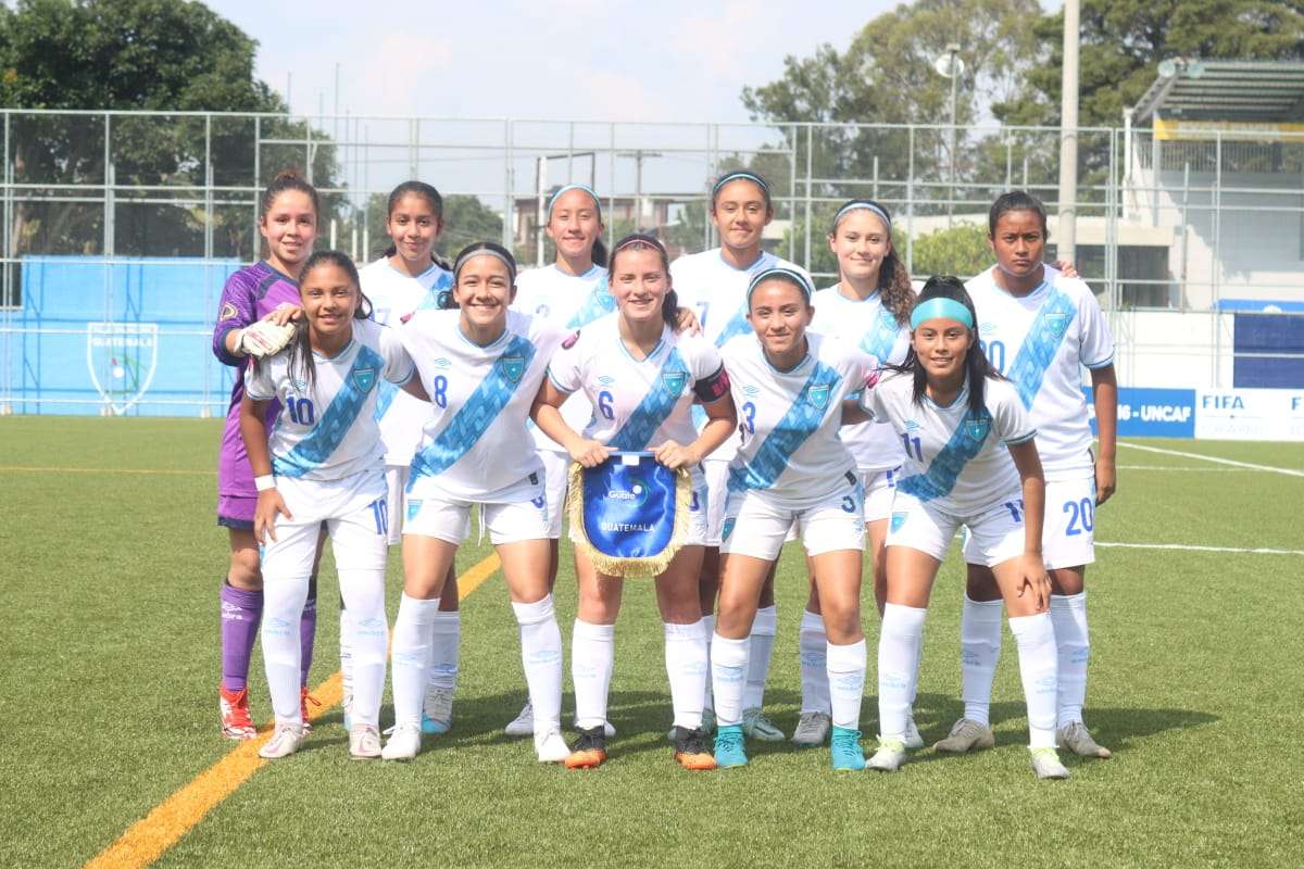 Selección Sub 17 de Guatemala vs Cuba UNCAF FIFA Forward