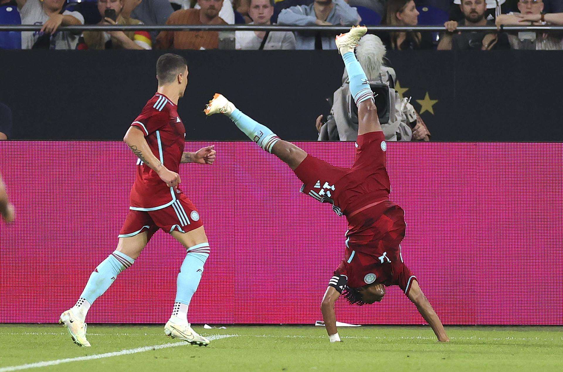 0-2. Colombia se impone a Alemania con justicia y solvencia