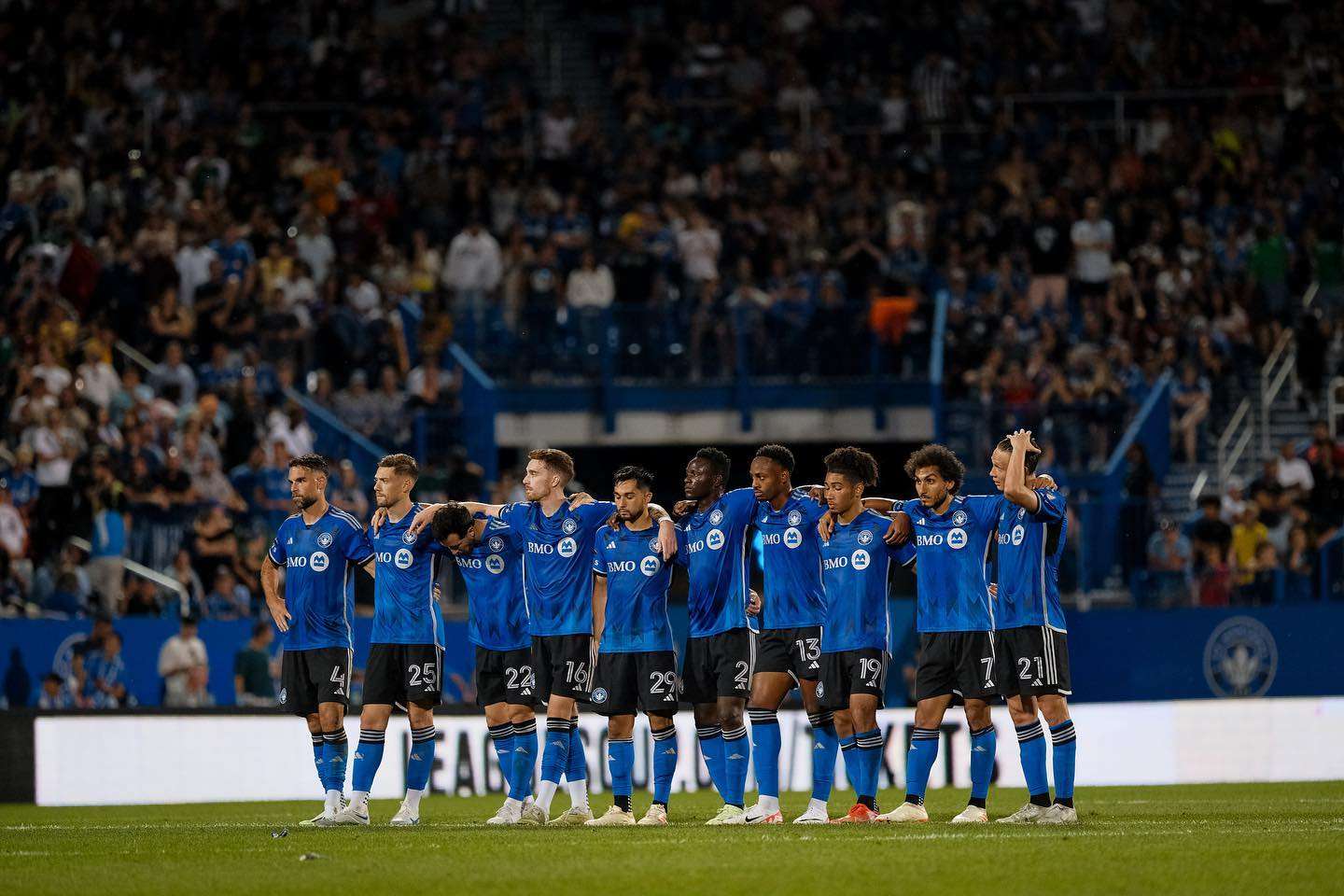 Aarón Herrera participa en la victoria del Montreal sobre Pumas en Leagues Cup