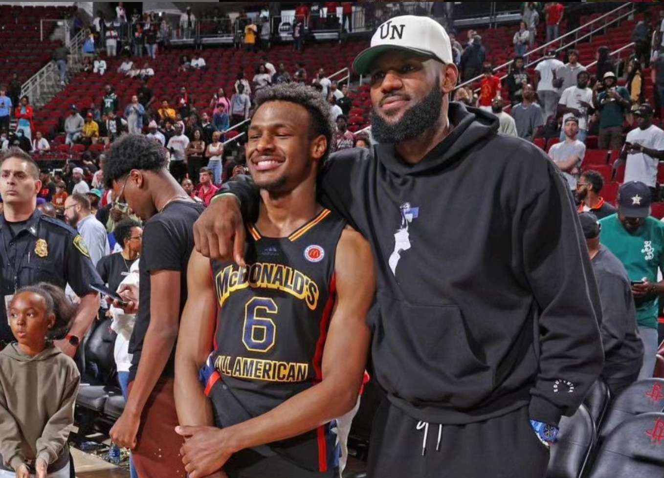 Bronny James, hijo de LeBron James