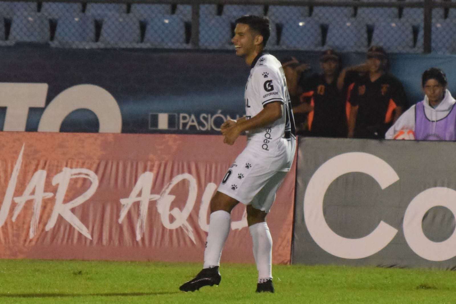 Jesús Chucho López Comunicaciones