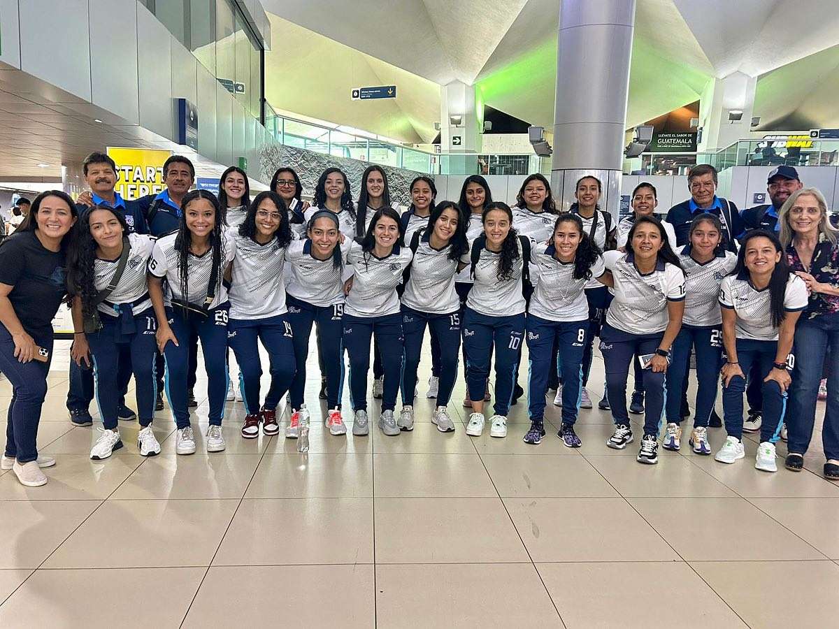 Unifut viajó a Panamá para el torneo de UNCAF