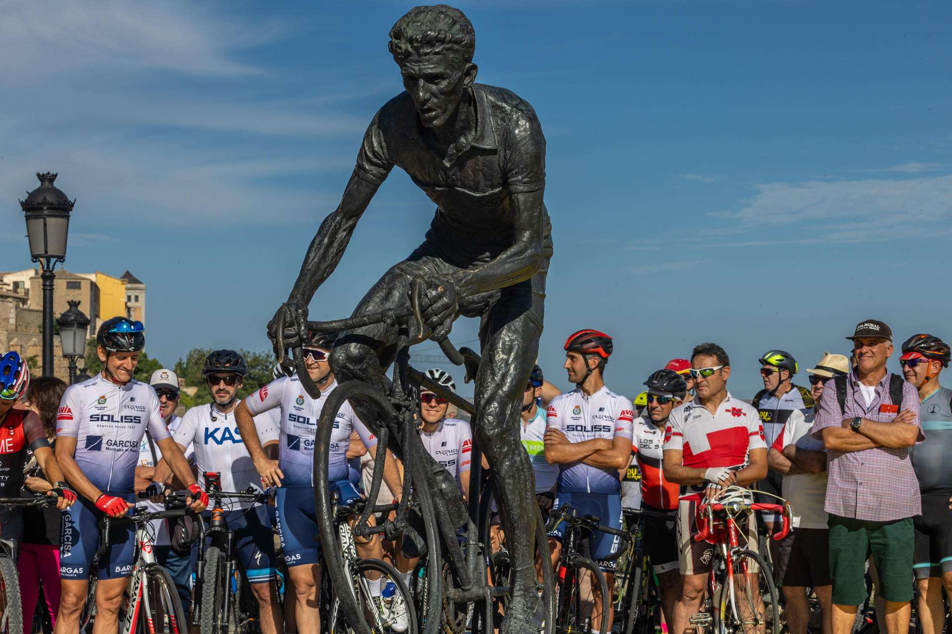 La Vuelta a España rendirá homenaje a Bahamontes en el Tourmalet