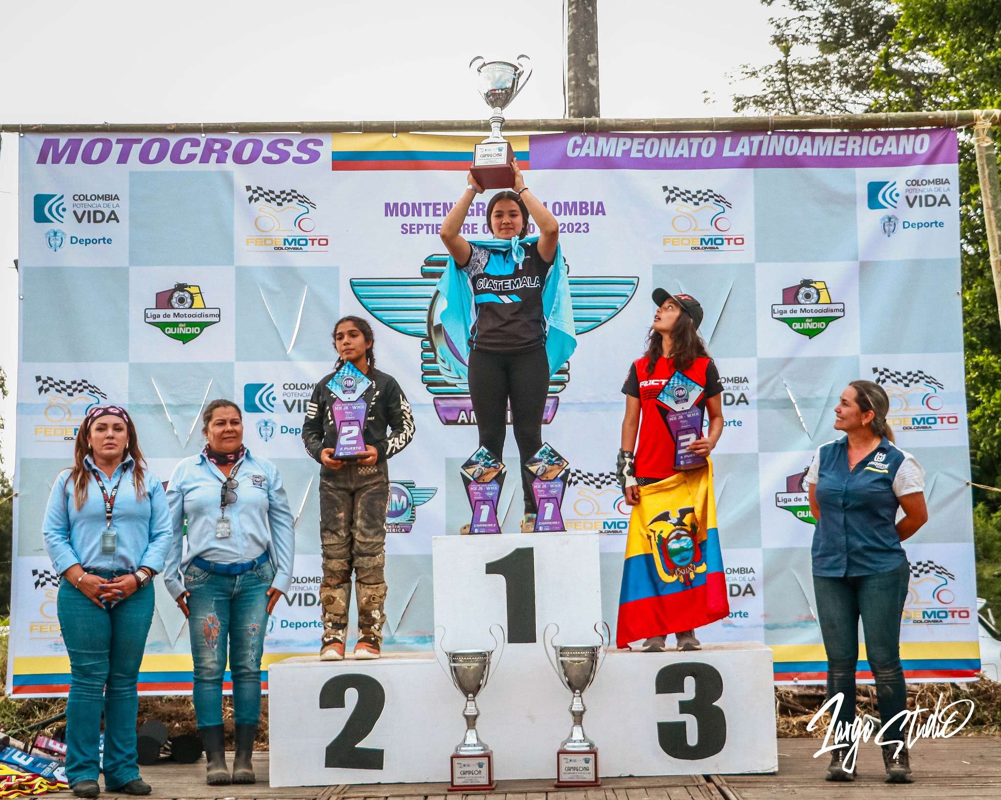 Marcela Melgar campeona latinoamericana de Motocross. Fotografia cortesia: FIM Latin America