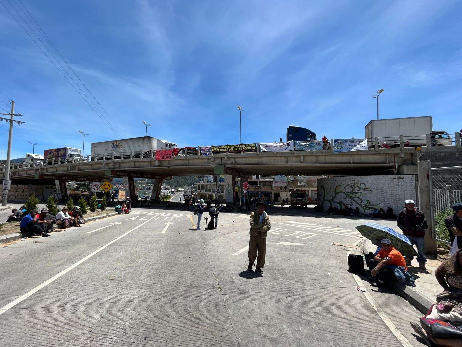 Bloqueos liberados y ya han paso en varios sectores