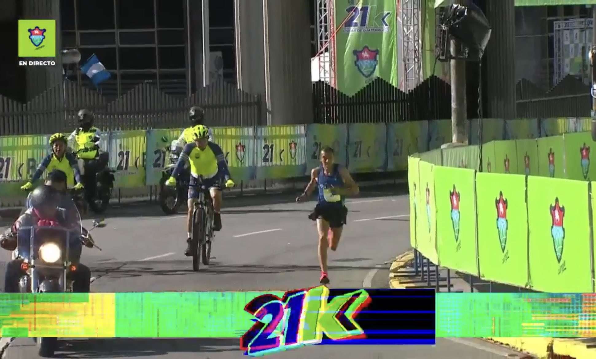 EN VIDEO | Alberto González gana los 21k de la Ciudad de Guatemala