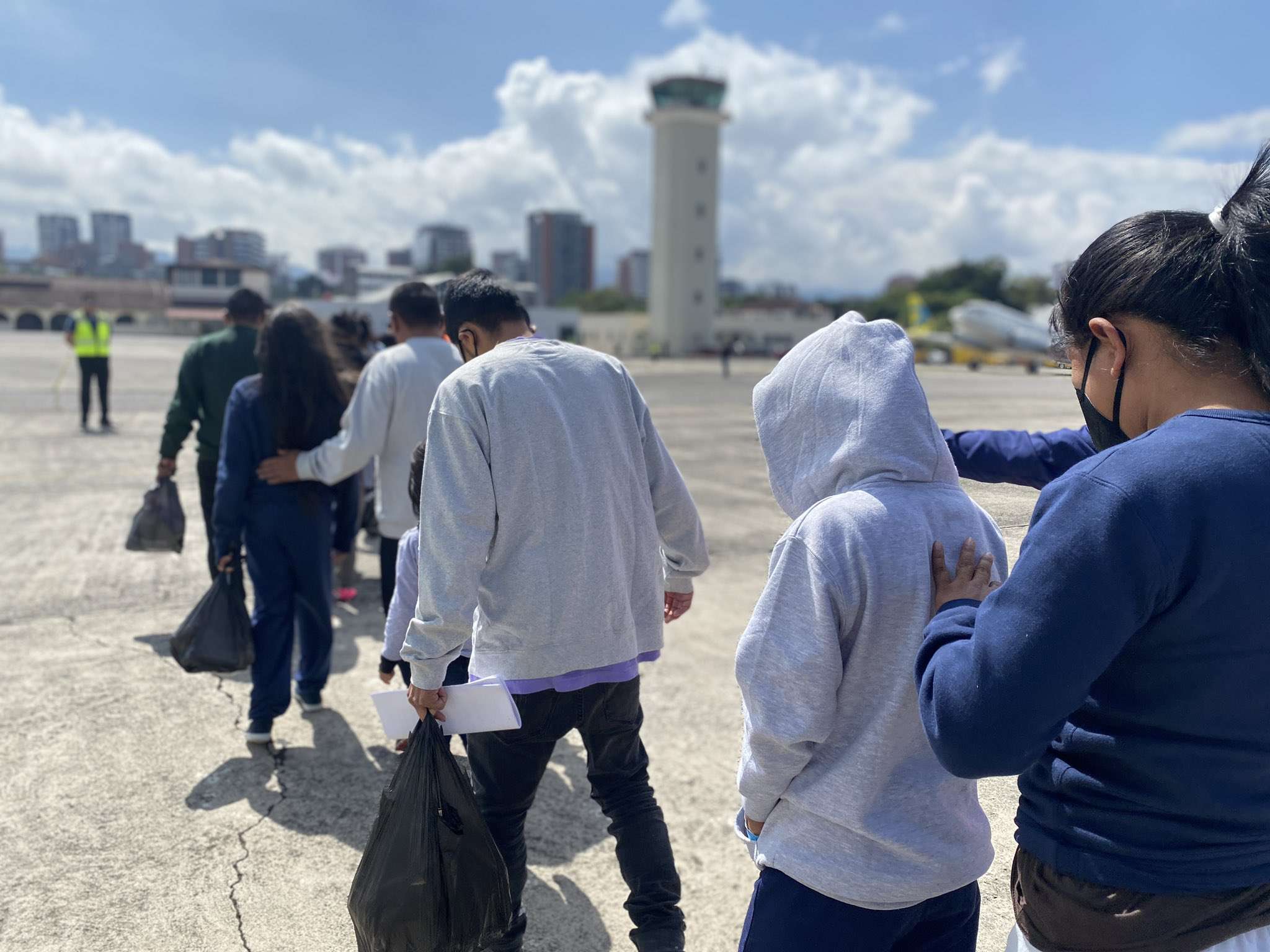 ¿Cuántos guatemaltecos fueron deportados en los últimos días?