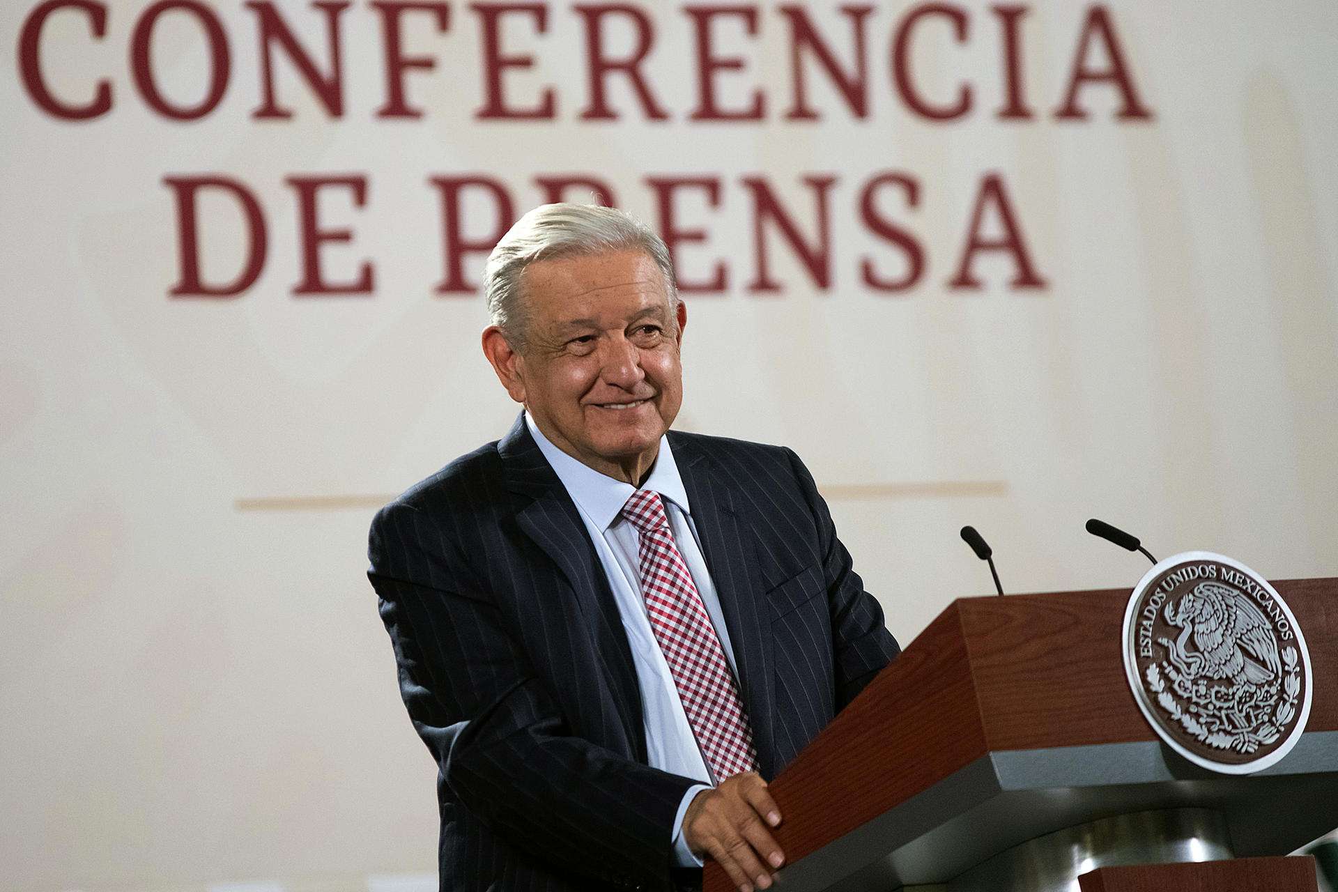 López Obrador afirma que está "todo normal" en la frontera sur tras la irrupción del narco