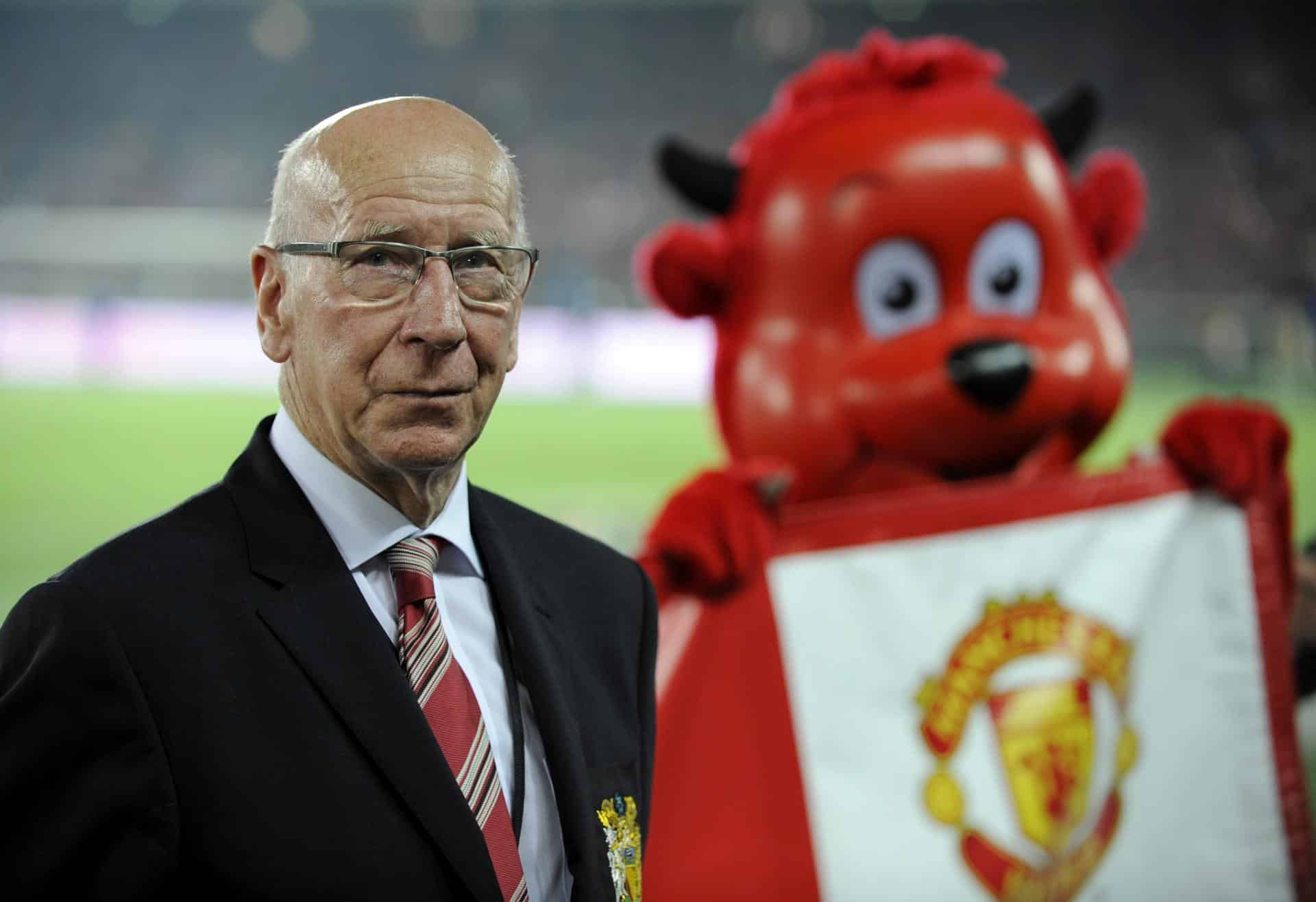 Bobby Charlton, leyenda del fútbol inglés, muere a los 86 años