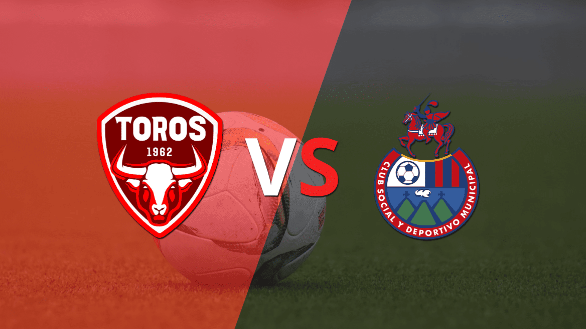 Comienza el segundo tiempo del empate entre Malacateco y Municipal