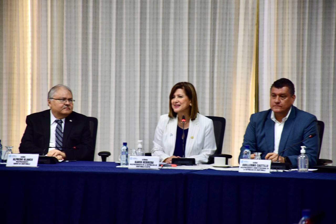 Karin Herrera inició transición en el GABECO