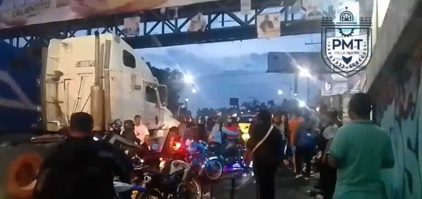 PMT de Villa Nueva reporta bloqueo en km 19 CA-9