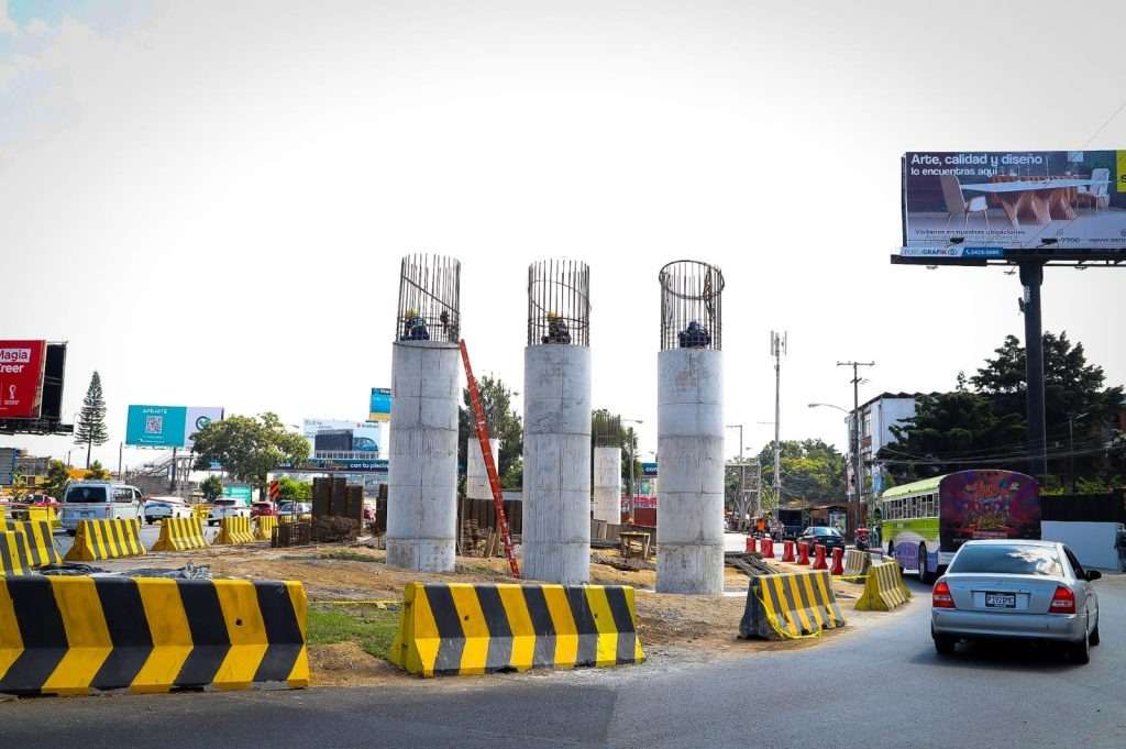 ¿Qué pasó con los proyectos de paso a desnivel en calzada Roosevelt y Avenida Petapa?