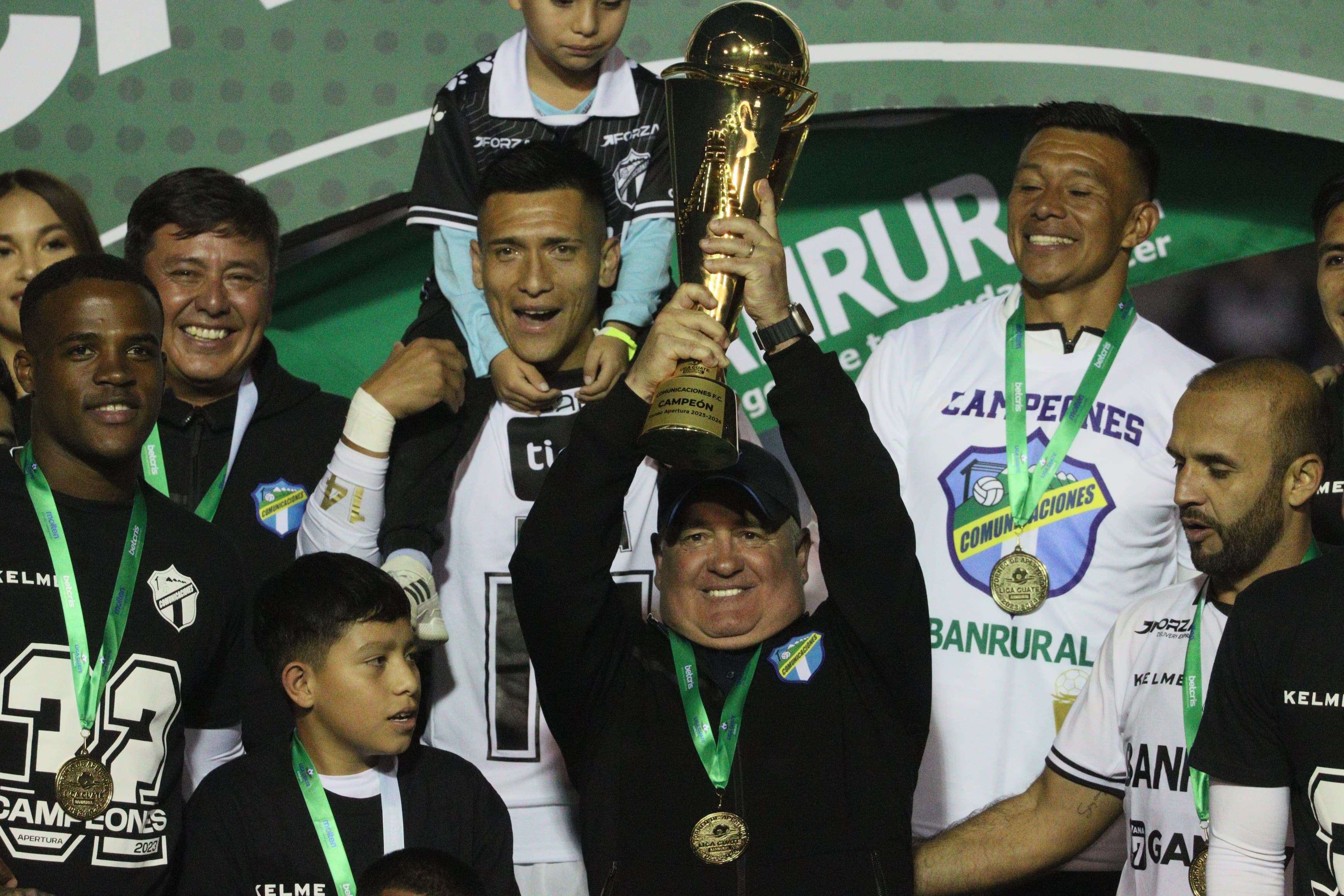 Comunicaciones Willy Coito José Contreras Apertura 2023