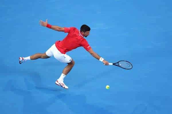 Djokovic ilumina a Serbia; Chile cae contra Canadá