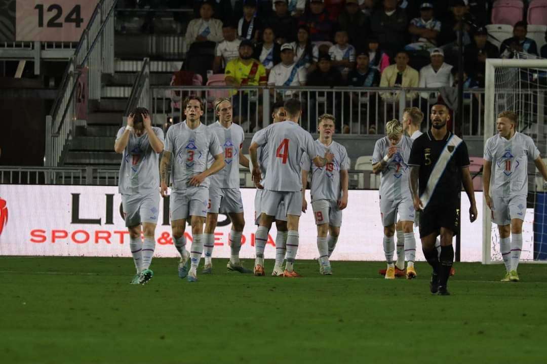 Selección de Guatemala vs Islandia