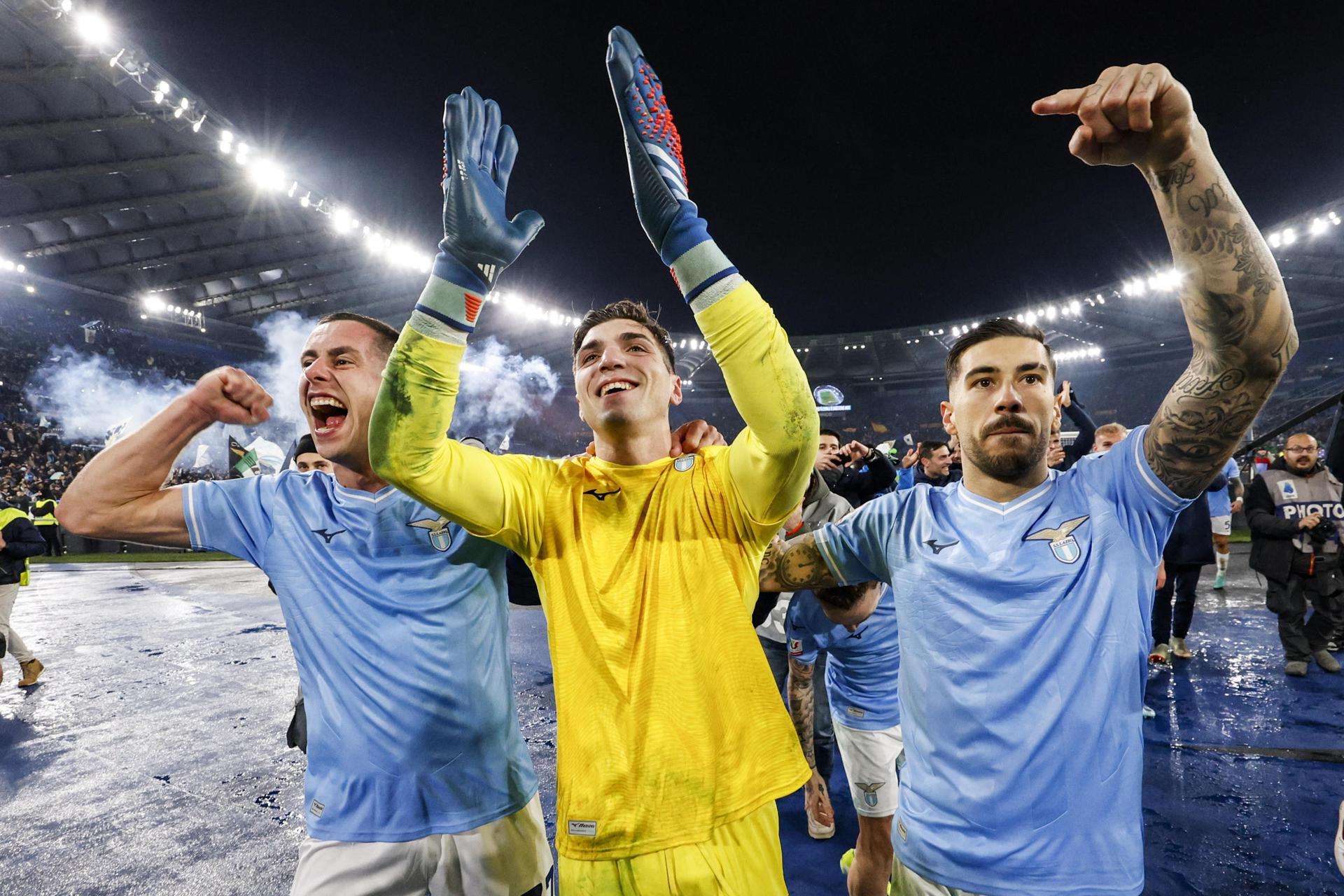 Lazio superó a la Roma y dejó sin Copa a Mourinho