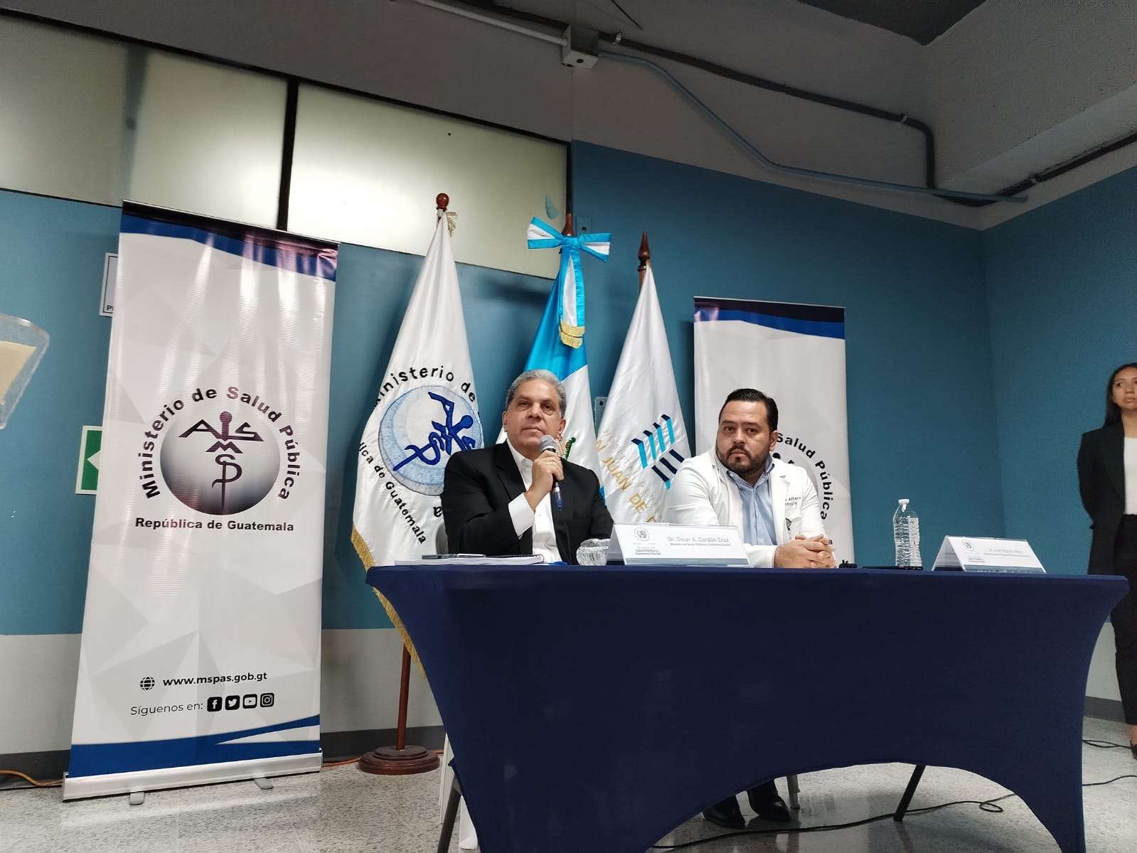 ¿Qué dijo el Ministro de Salud en su primera visita al Hospital San Juan de Dios el 17 de enero?