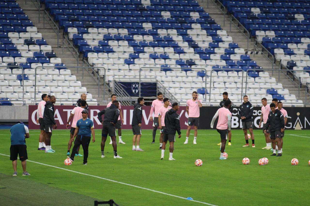 Comunicaciones visitando Rayados
