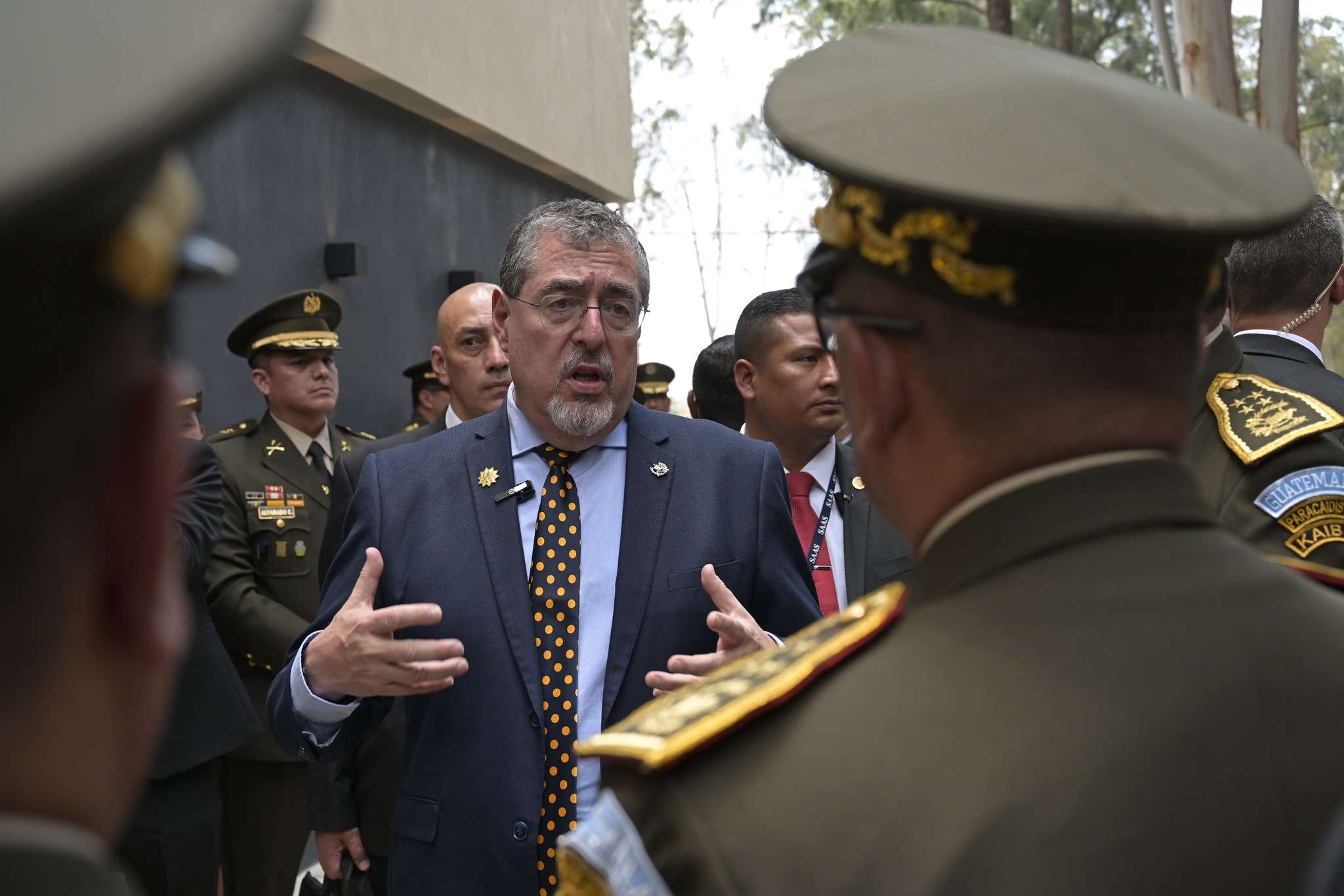 Bernardo Arévalo salario más alto de Latinoamérica