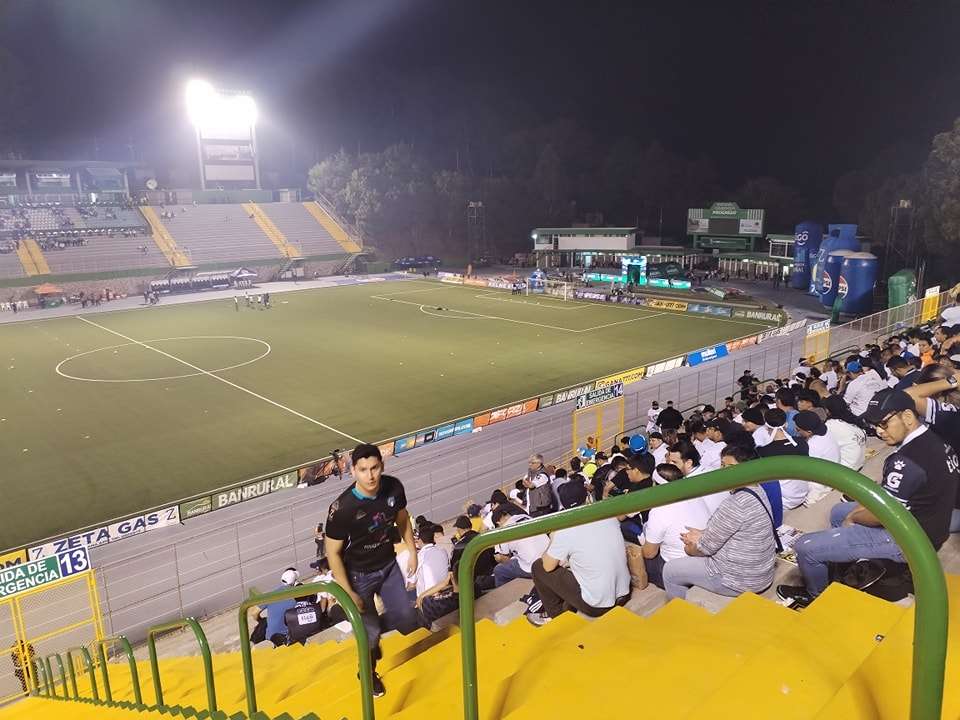 Estadio Cementos Progreso Comunicaciones para Clásico 329