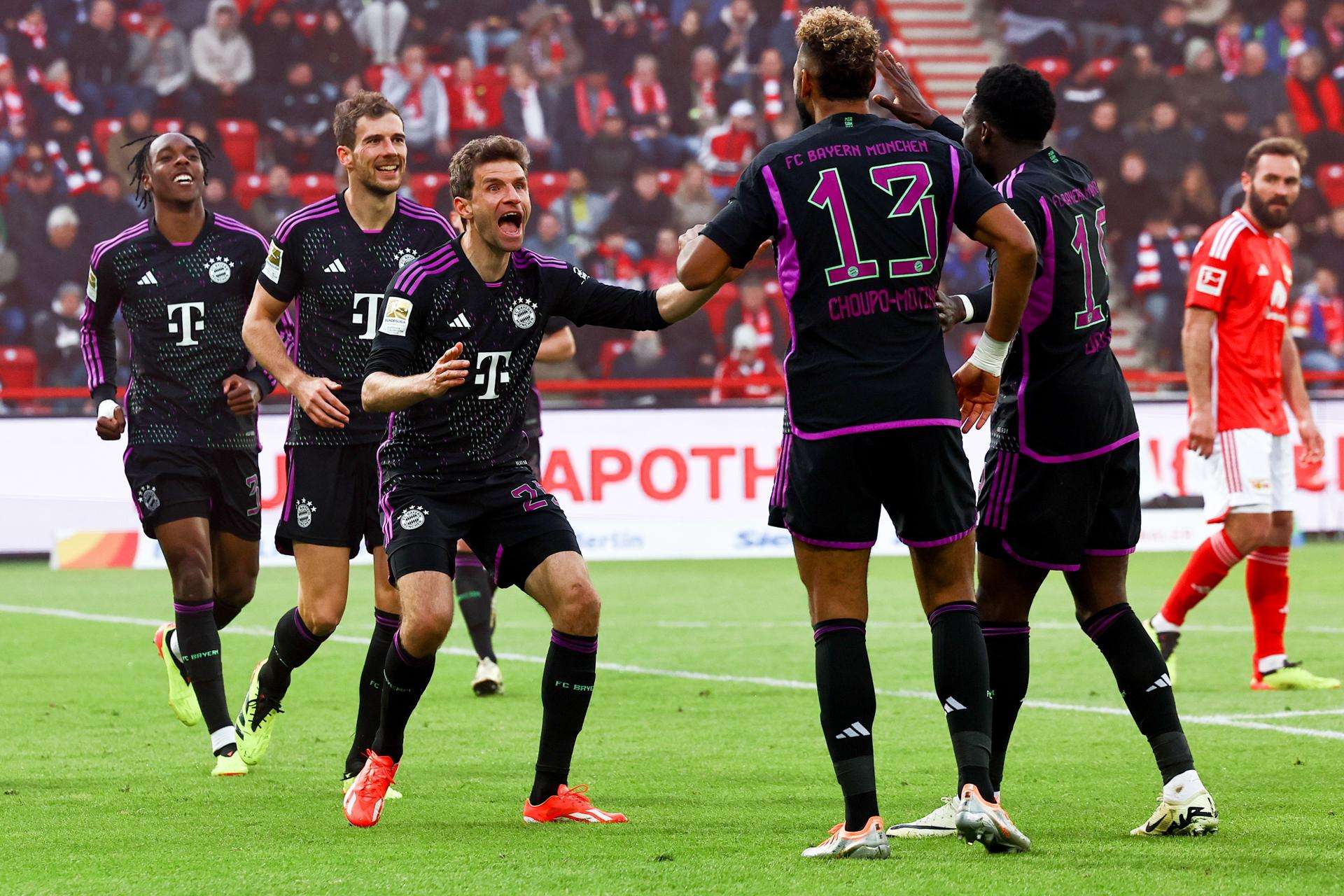 Bayern golea en la Bundesliga luego de avanzar a semifinales en Champions