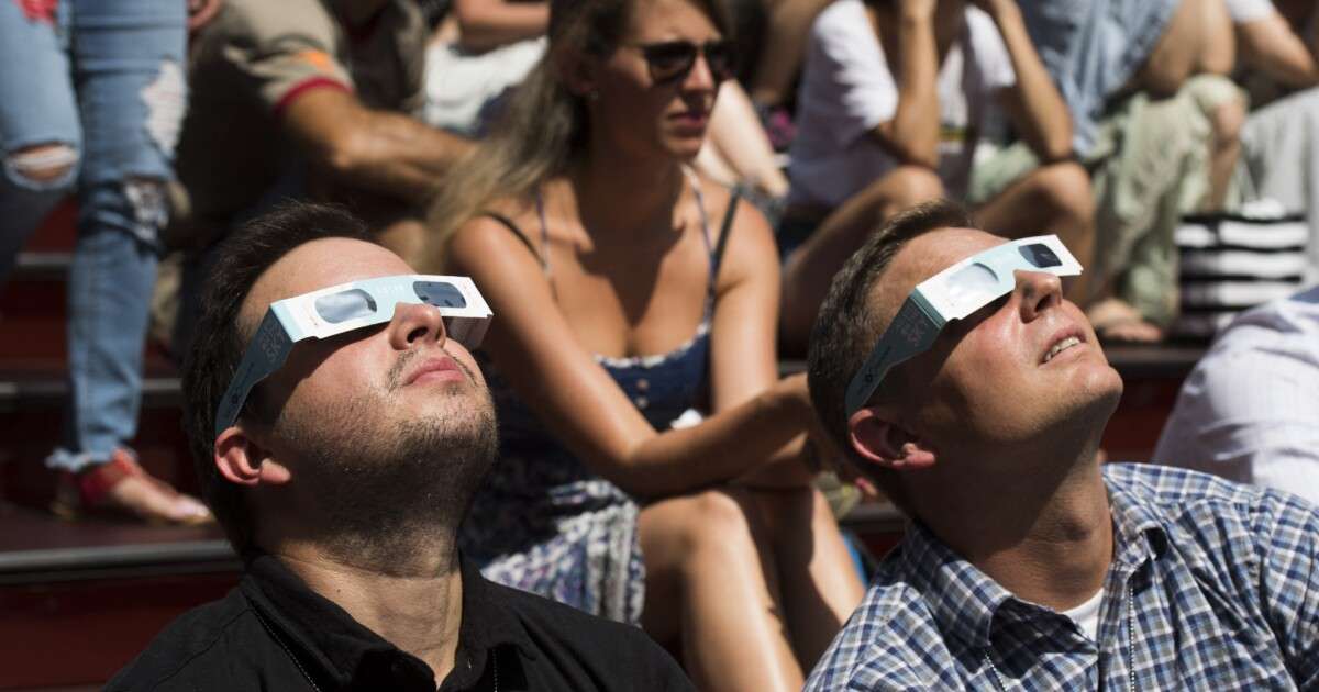 protección para ojos por eclipse