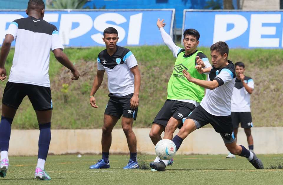 Selección Sub 20 de Guatemala entrena en el CAR pensando en el premundial en julio