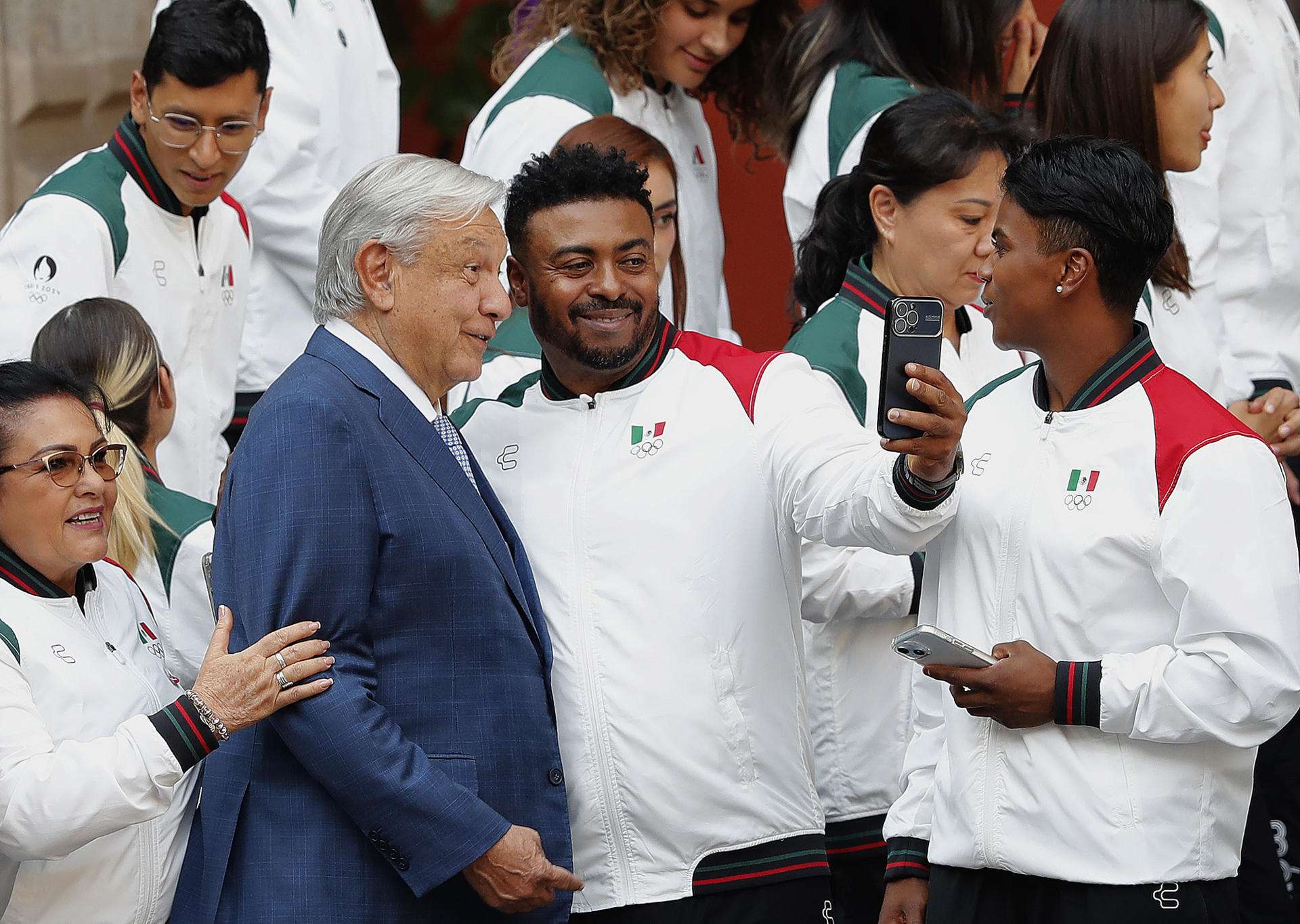 Presidente de México confía en los triunfos de los atletas aztecas en los Juegos Olímpicos de París 2024