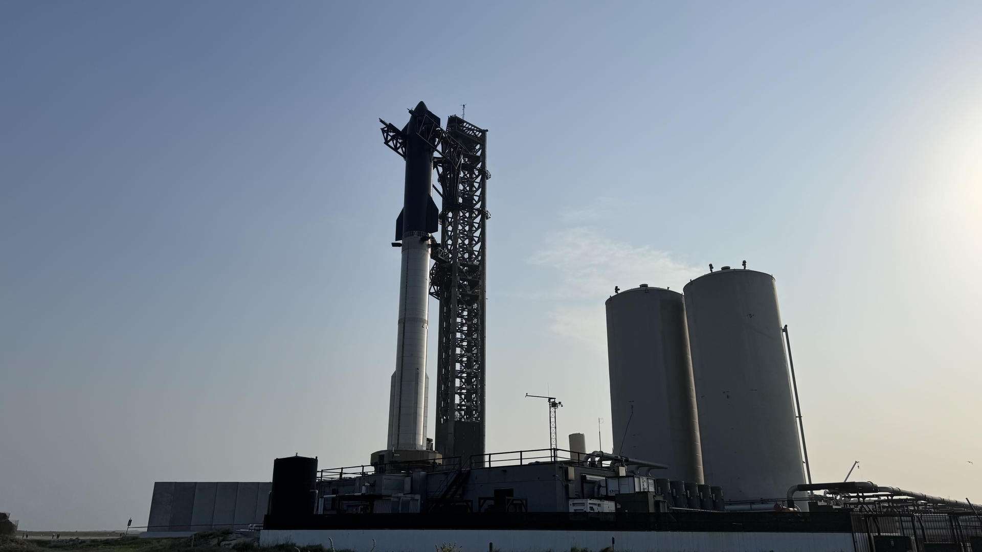 El poderoso Starship logra exitoso despegue y regreso de ambas etapas de la nave a Tierra