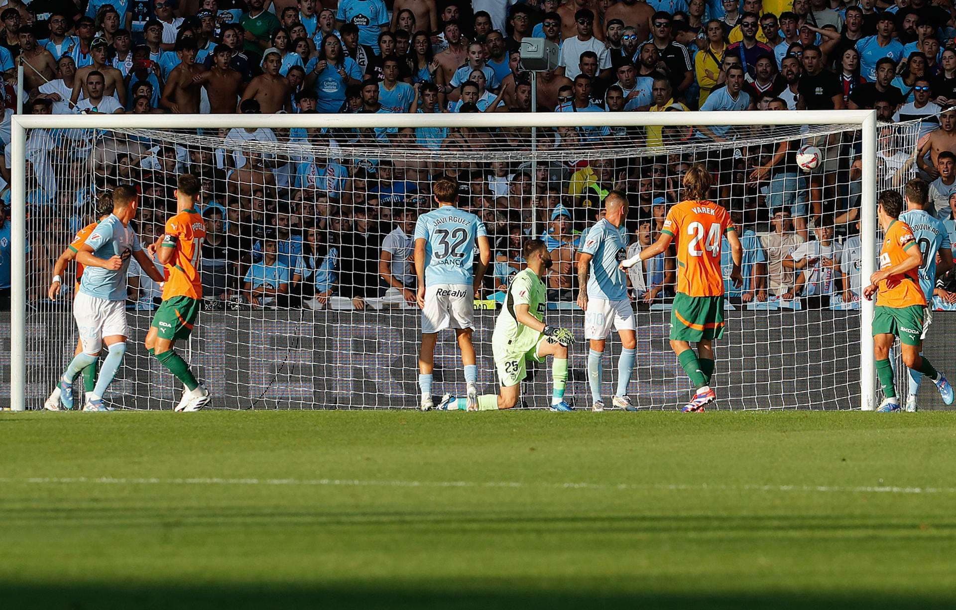 El Valencia, con siete derrotas y dos empates, no gana desde el 15 de abril