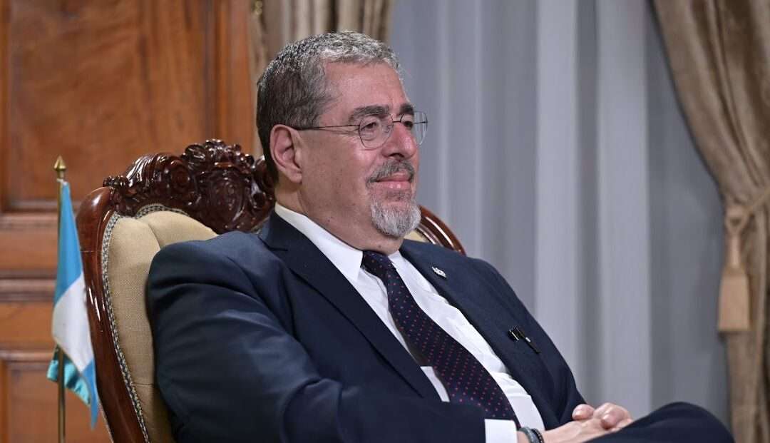 Bernardo Arévalo: "hay gente que se levanta pensando cómo quitar a Arévalo del poder"