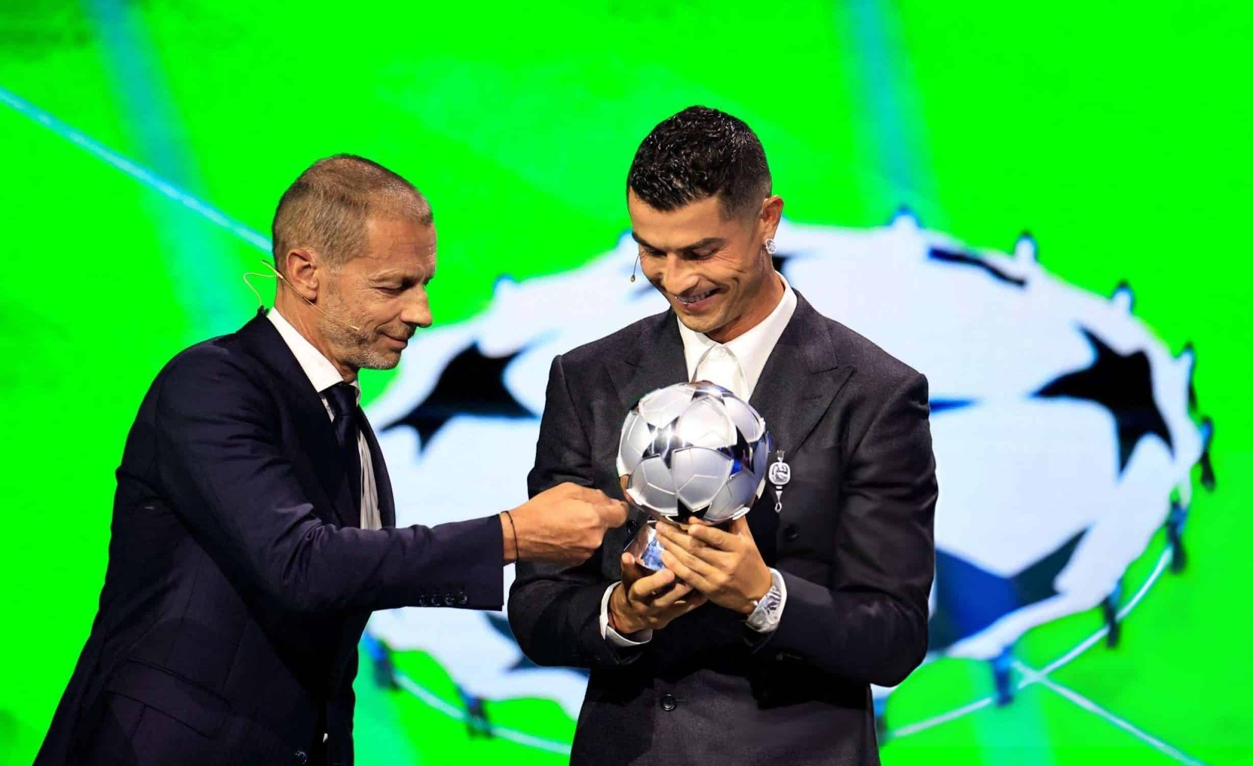 Cristiano Ronaldo recibe galardón como máximo goleador histórico de la Champions League