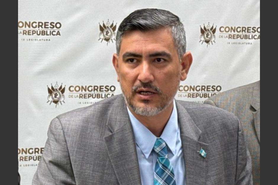 Gustavo Cruz: "Cabe mencionar que no es la única acción que el señor Armando Castillo ha tomado en contra de mujeres"