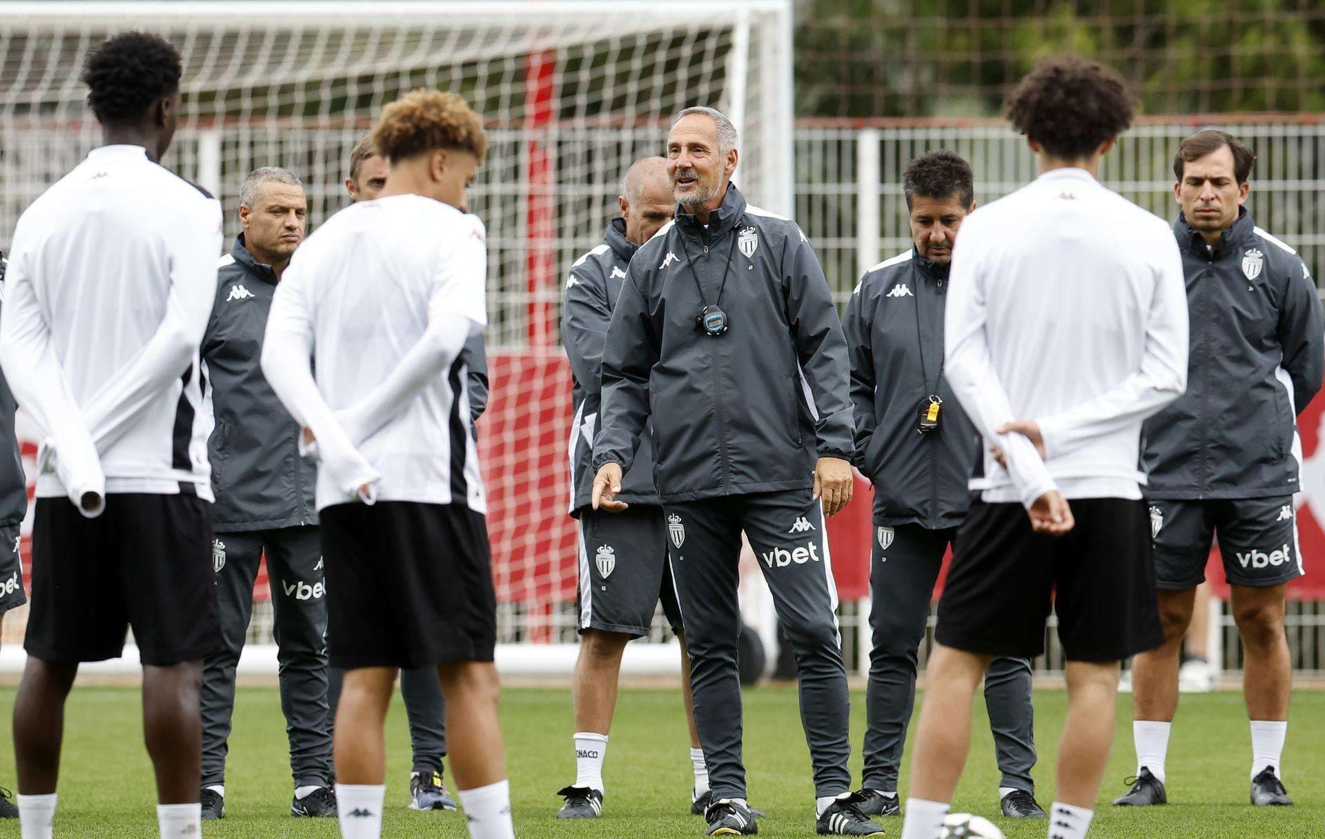 El Barça, con bajas pero en racha, a redimirse del Gamper ante el Mónaco